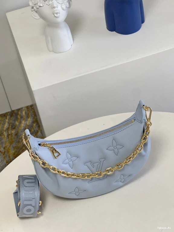OVER VUITTON LOUIS THE MOON 0522